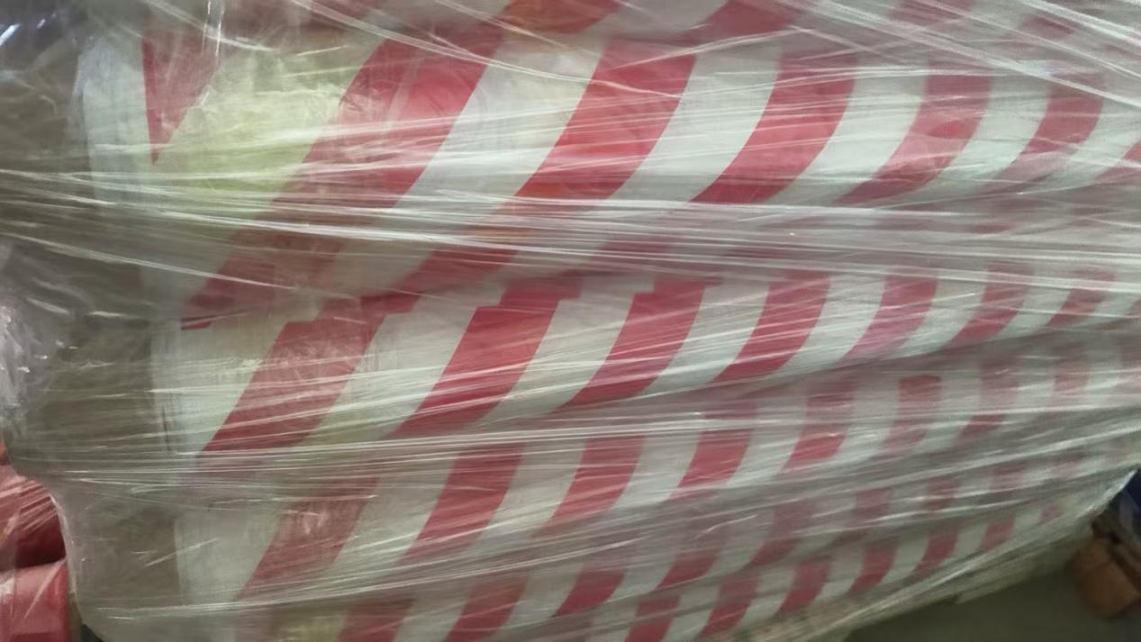 Мастер-рулоны БОПП: универсальное клеевое решение для широкого спектра применений.